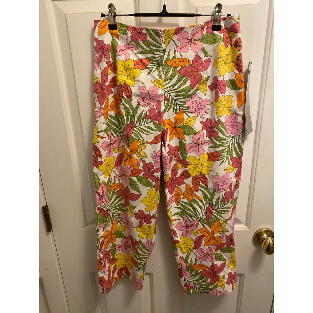 Brand New Briggs Women's Size 6P Petite White Pink Floral Cropped Pants